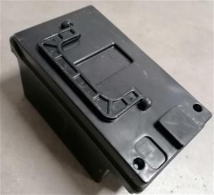 Akkukotelo 10AH 12V akulla lason palosähköautoon 