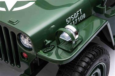 Army Classic Adventure, 4 x 12V moottori, tummanvihreä-7