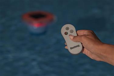 Bestway SolarGlow LED-kemikaaliannostelija, 4-värivaloa-4