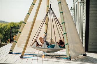 Bijou Build Hover - suuri tasokeinu ja riippuva oleskelualue 150 cm-6
