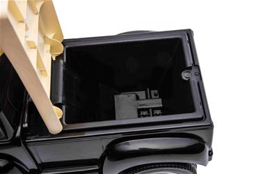 Chevrolet 3100 Potkuauto nahkaistuimella, musta-10