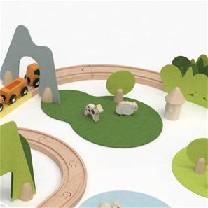 Classic World Natural Junarata , Puulelut-7