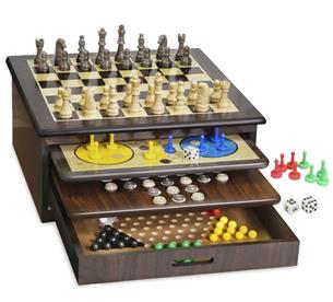 Craftsman Deluxe Game House - Yksinomainen kokoelma klassisia lautapelejä