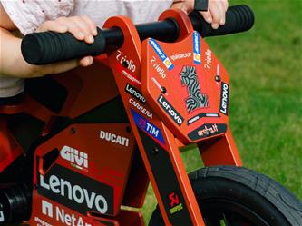 Ducati Desmo GP25 puinen potkupyörä-9