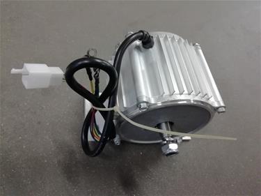 EL Crosser Harjaton moottori 1200W 48V