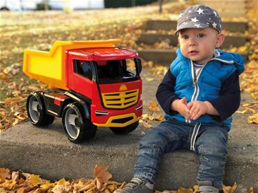 GIGA TRUCKS Jättimäiset kaatopaikkakuormurit titaanista 51 cm-5