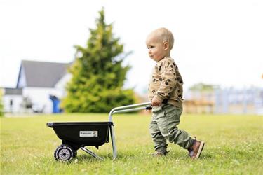 Hörby Bruk Lasten kottikärryt-3