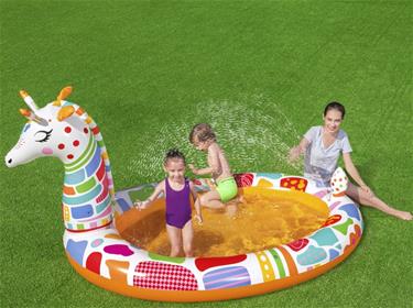  Kirahvi-allas 266 x 157 x 127 cm