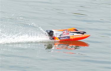 Mad Shark V2 F1 RC-moottorivene 2,4 GHz RTR-10