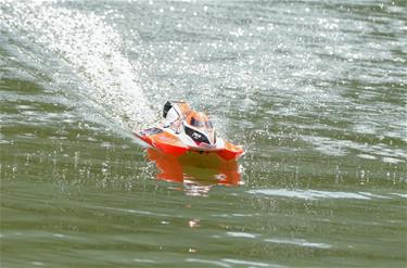 Mad Shark V2 F1 RC-moottorivene 2,4 GHz RTR-4