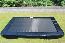 MCU-Sport Maahan upotettava trampoliini 305 x 213 cm