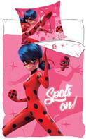 Miraculous Ladybug 'Spots on' vuodevaatteet 150 x 210 cm - 100 % puuvillaa.