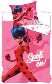 Miraculous Ladybug 'Spots on' vuodevaatteet 150 x 210 cm - 100 % puuvillaa.