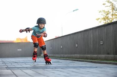 Powerslide Phuzion Universe 3W Red Inline Skates Rullaluistimet -7