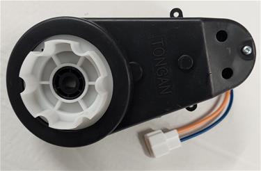 Vaihdelaatikko ja moottori 12V New Holland T7:ään (osa nro 28152)