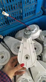 Vaihteisto moottorilla 12V 9000rpm 35W (Mercedes G55)-2