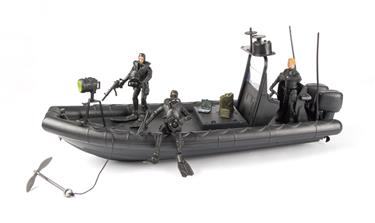 World Peacekeepers 1:18 Navy Seal Vene, sis. 3 hahmoa